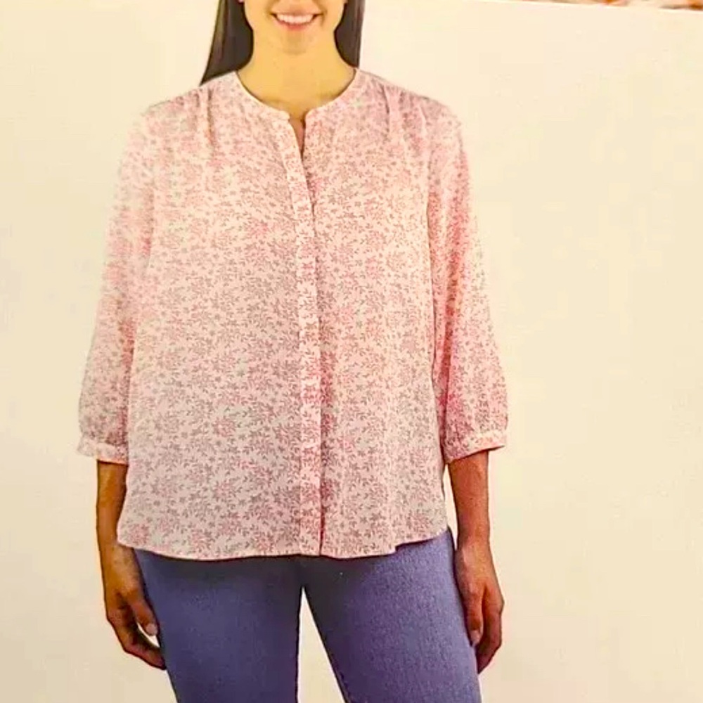 NWT! Lightweight, pink floral blouse